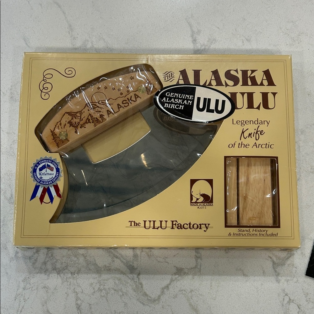 The ULU Factory Alaska Knife and Chopping Bowl Set